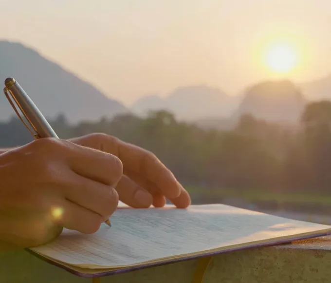 Carnet de bord moderne : Astuces pour documenter vos aventures de voyage