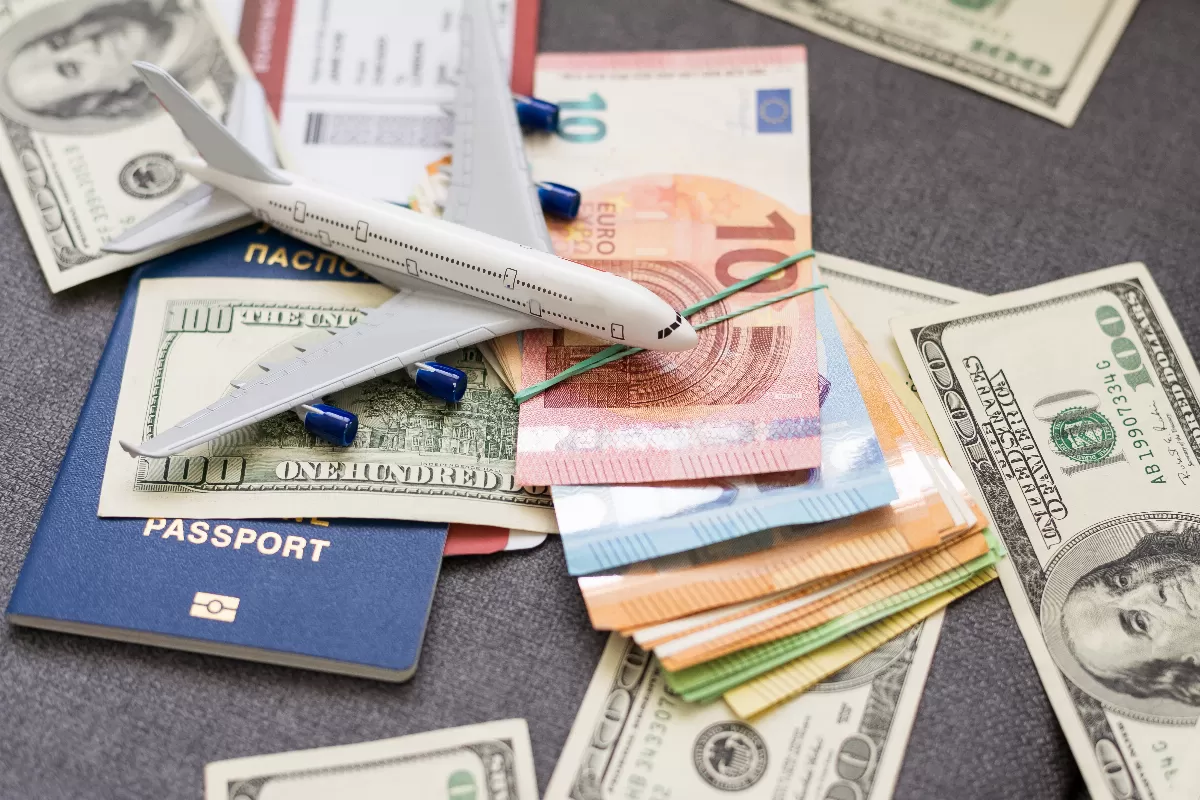 decouvrez-les-astuces-pour-trouver-des-billets-davion-a-prix-reduits