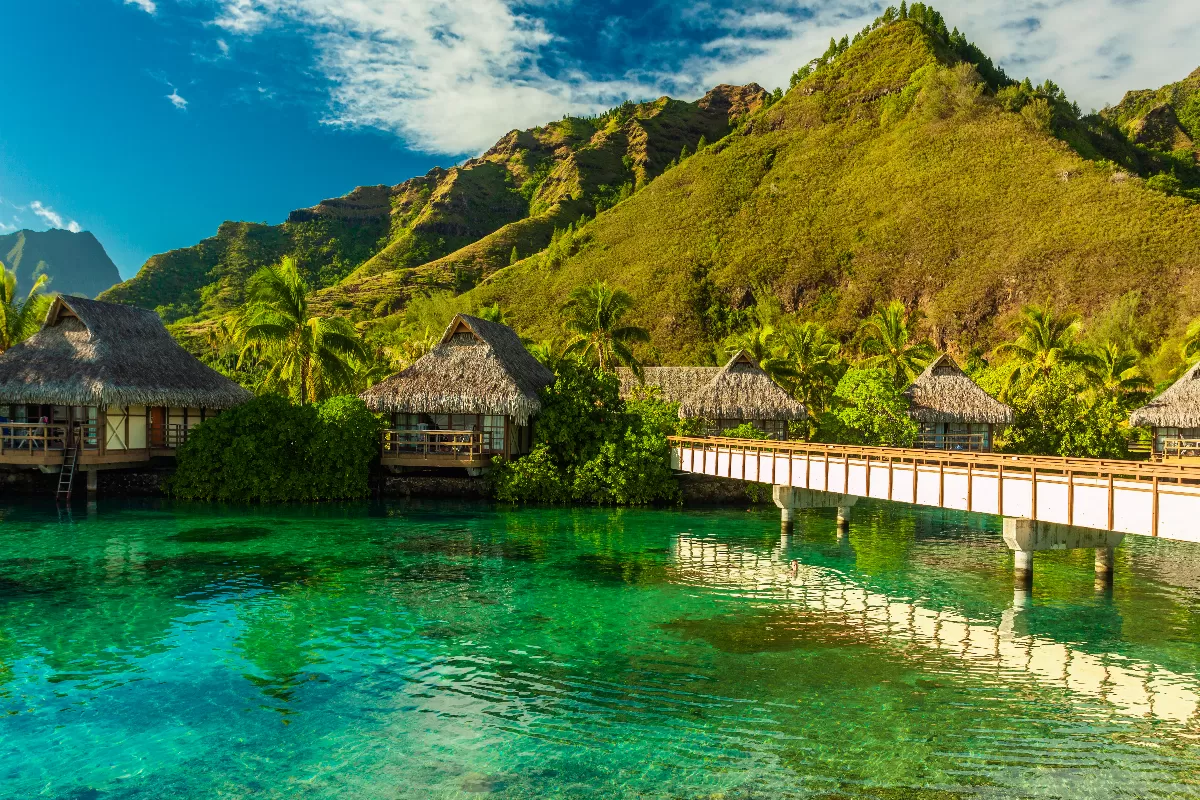 evasion-en-polynesie-francaise-entre-lagons-turquoises-et-culture-locale