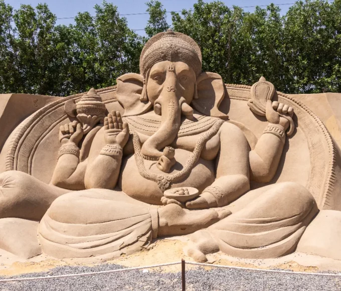 les-chateaux-de-sable-les-plus-impressionnants-au-monde-des-plages-artistiques-a-decouvrir