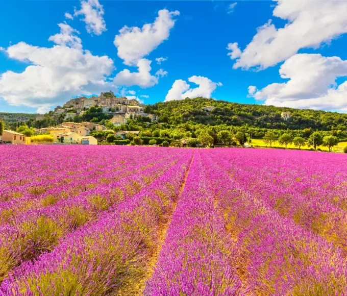 les-villages-perches-de-provence-charme-et-panorama-a-couper-le-souffle