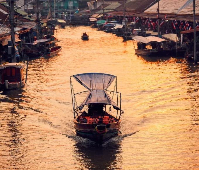 Les marchés flottants du Vietnam, une aventure culinaire unique !