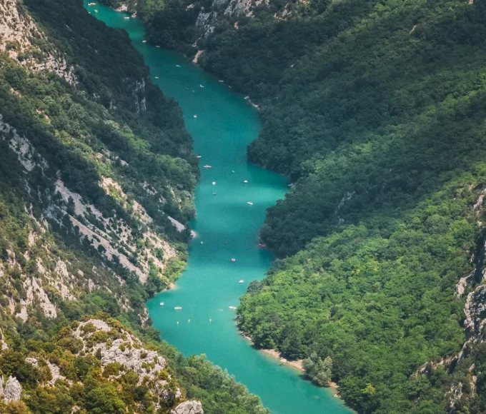 aventure-en-canoe-kayak-dans-les-gorges-du-verdon-france