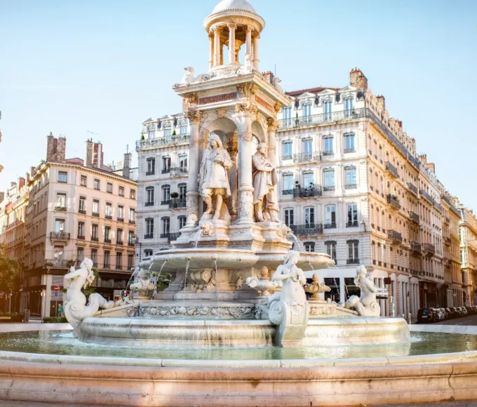 escapade-gourmande-a-lyon-degustation-des-specialites-culinaires-dans-la-capitale-de-la-gastronomie