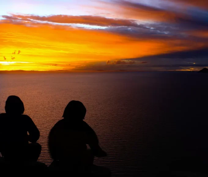 les-plus-beaux-couchers-de-soleil-sur-des-iles-isolees