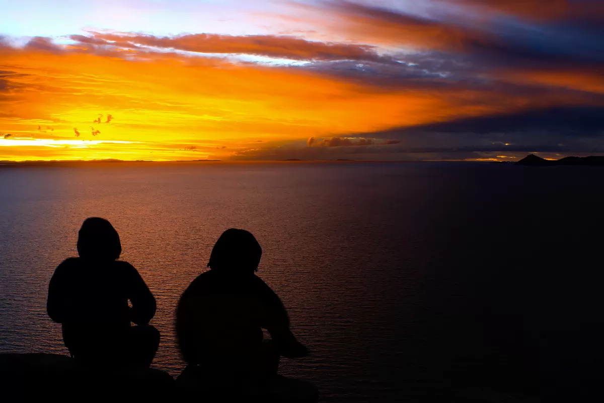 les-plus-beaux-couchers-de-soleil-sur-des-iles-isolees