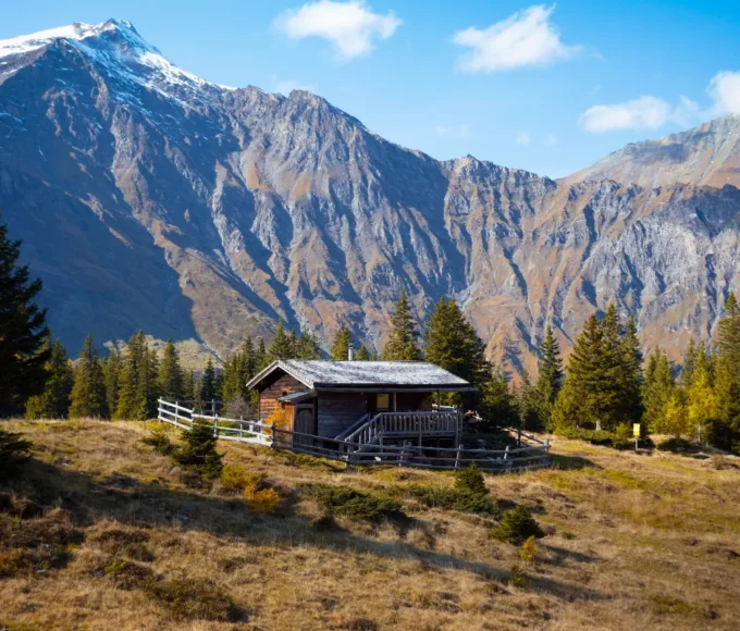 les-refuges-de-montagne-ou-passer-la-nuit-entre-etoiles-et-sommets