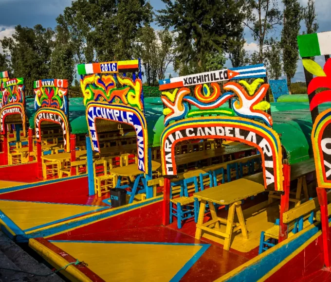 lhistoire-incroyable-de-lile-habitee-par-des-poupees