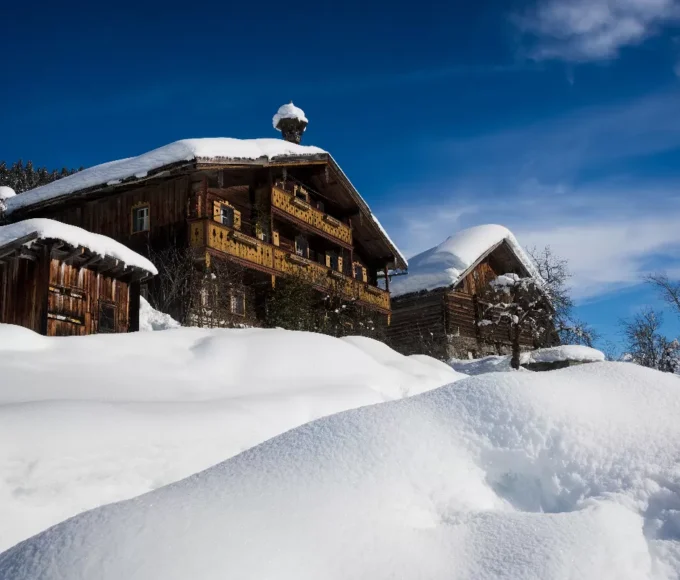 sejour-dans-un-chalet-en-bois-en-suisse-retraite-montagnarde-au-coeur-des-alpes-suisses