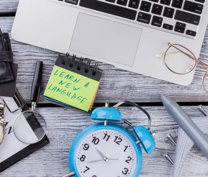 apprendre une nouvelle langue en voyageant