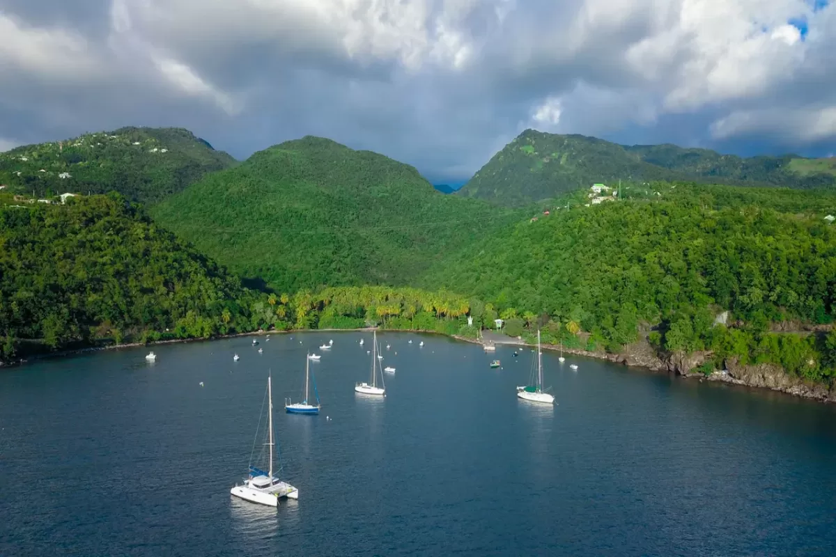îles françaises paradisiaques