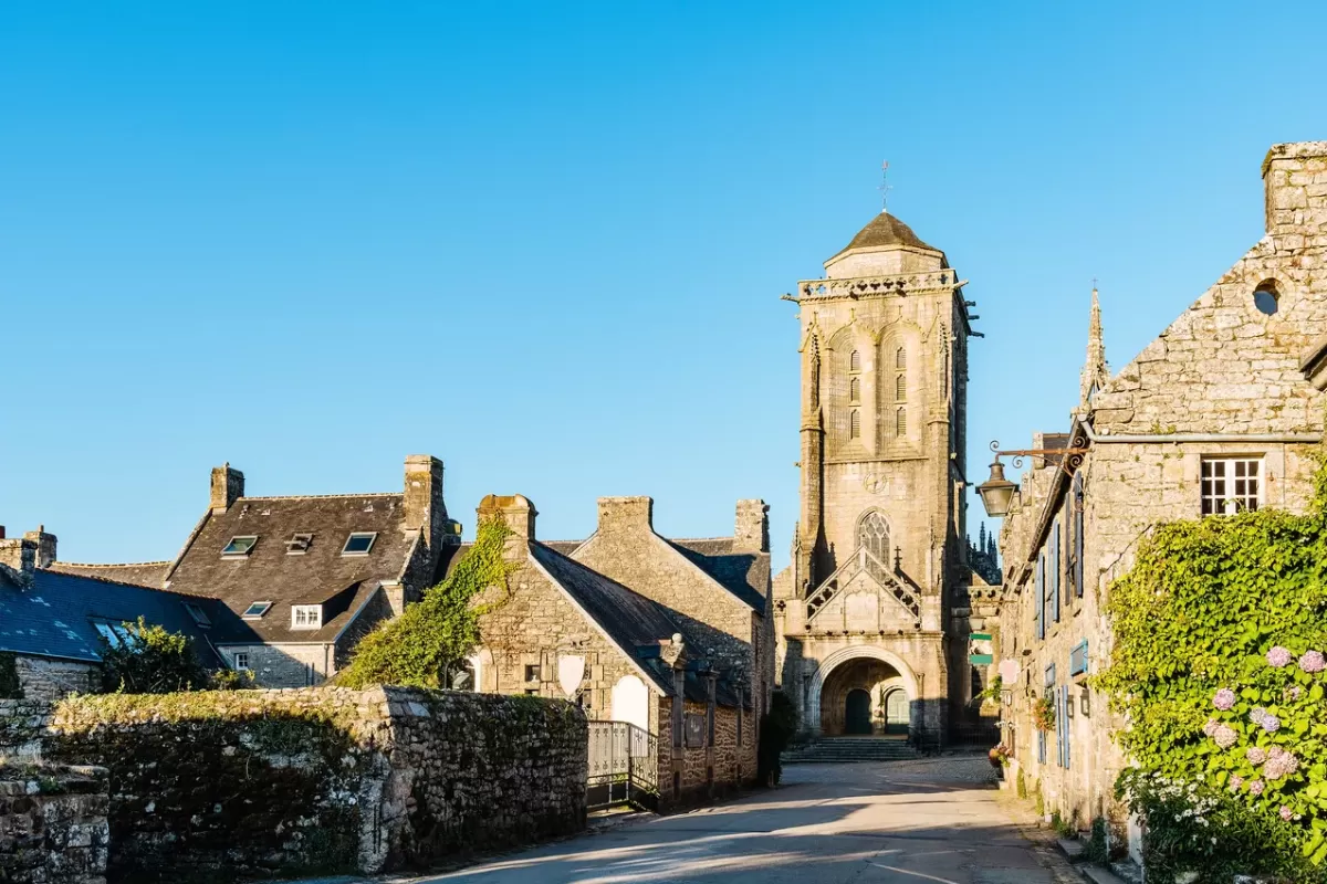 Locronan