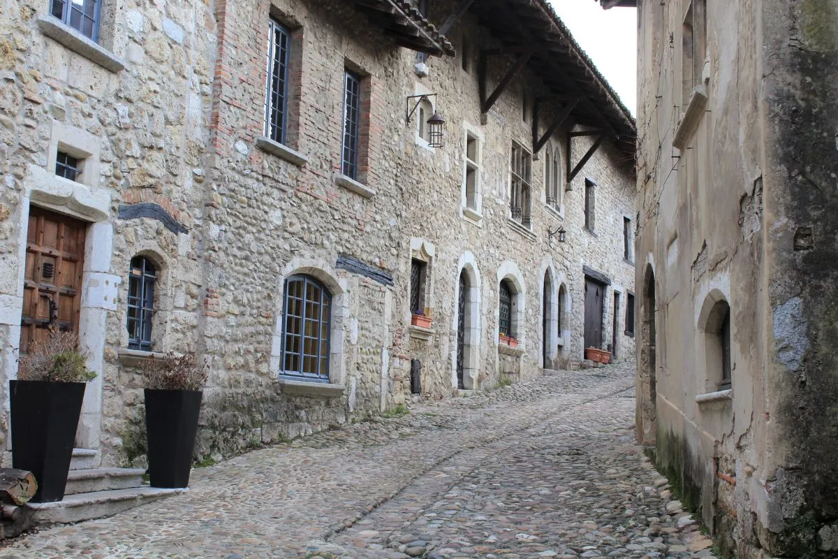 Pérouges
