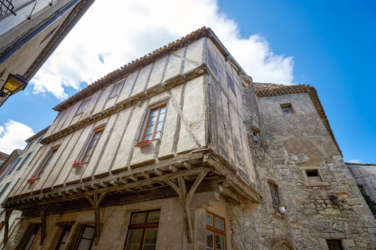 ce-tresor-des-corbieres-est-une-pepite-incontournable-a-decouvrir-lagrasse