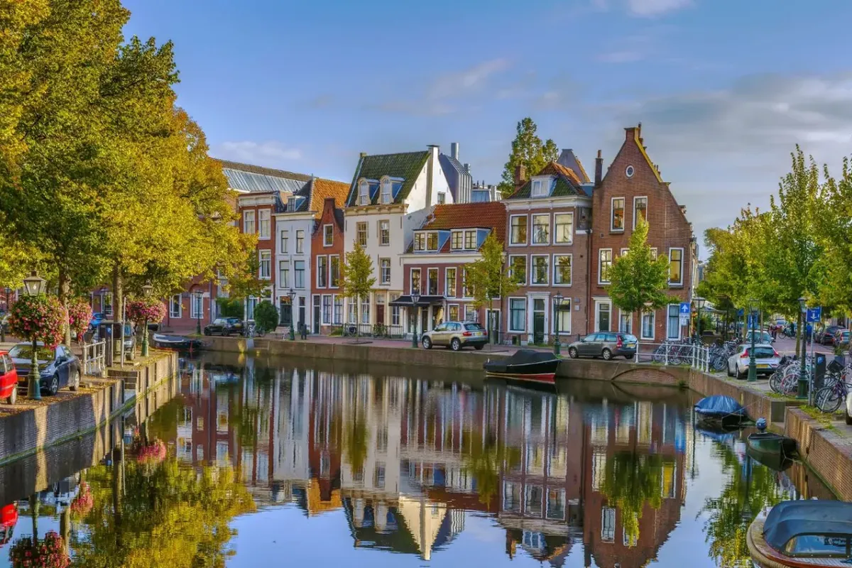 Leiden