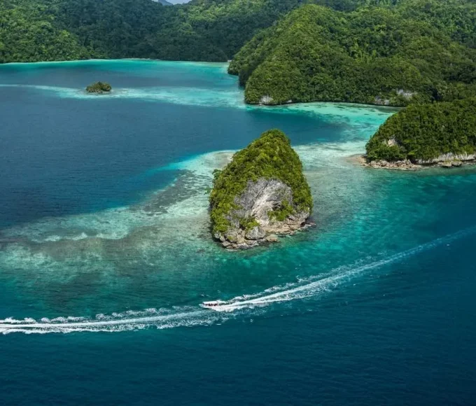 encore-preservee-cette-ile-surnommee-le-petit-bali-est-a-decouvrir-durgence