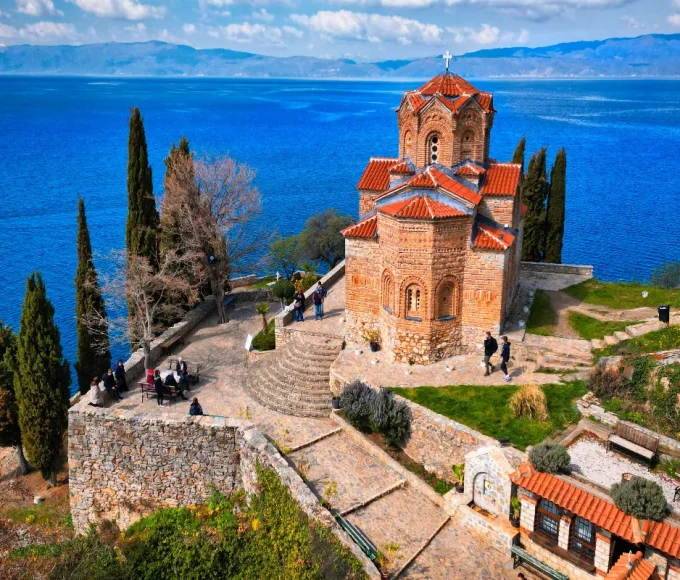 malgre-ses-paysages-paradisiaques-ce-pays-europeen-est-encore-tres-peu-visite-par-les-touristes-voici-lequel