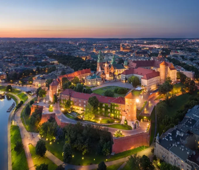 organisez-un-city-trip-automnal-pas-cher-en-optant-pour-ces-3-villes-europeennes-voici-notre-selection