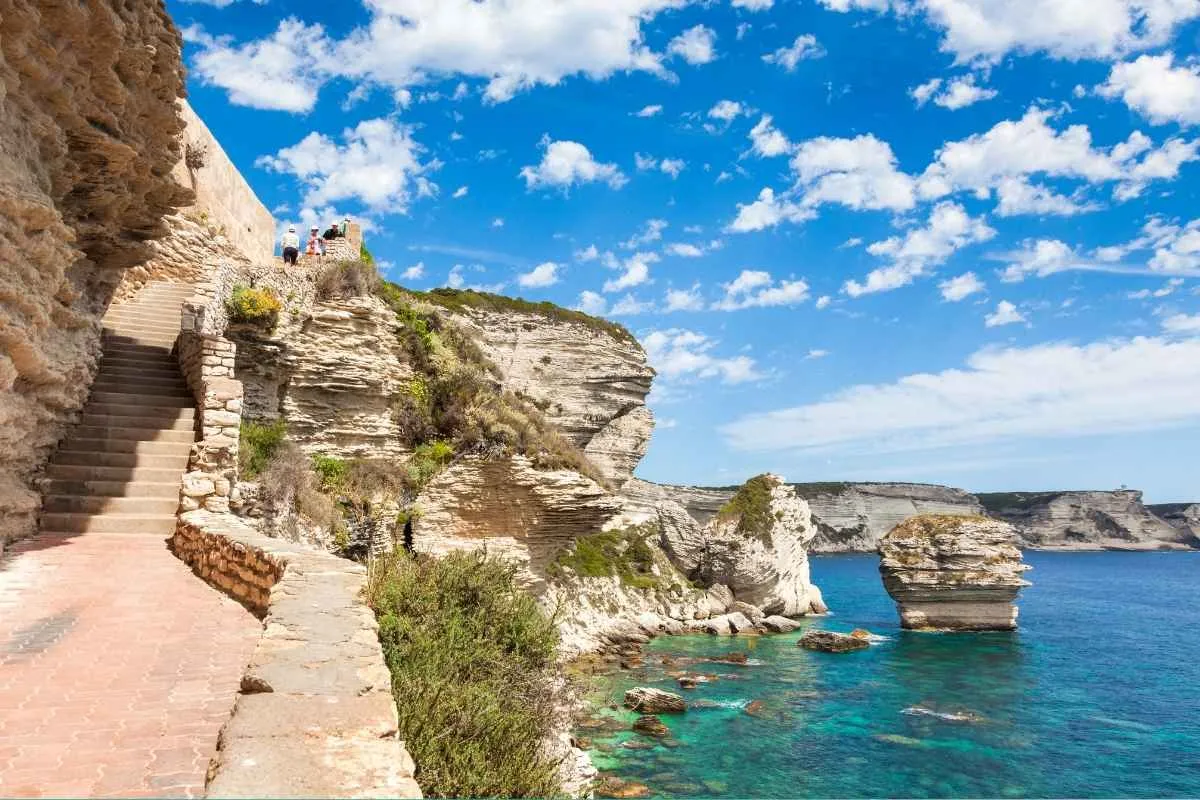 ou-partir-en-octobre-2024-les-meilleures-destinations-ensoleillees-a-tester