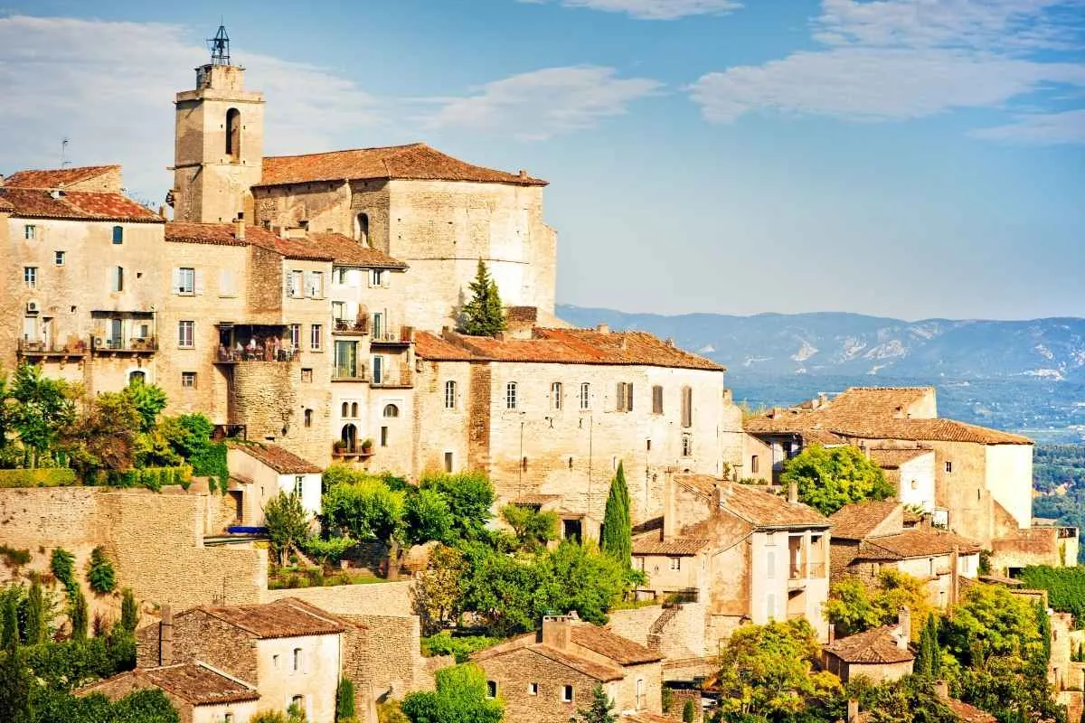 selon-des-specialistes-ce-village-provencal-est-le-plus-beau-village-du-monde