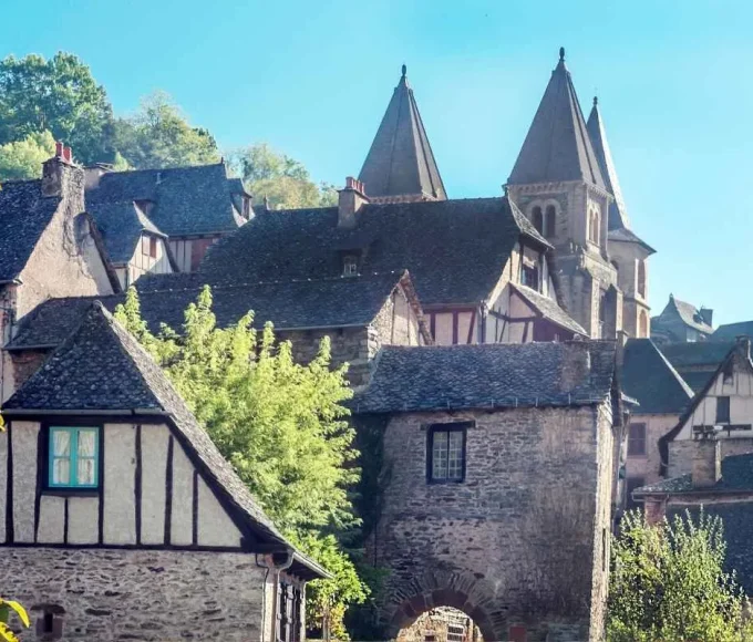 cette-cite-medievale-du-lot-et-garonne-est-classee-parmi-les-plus-beaux-villages-de-france
