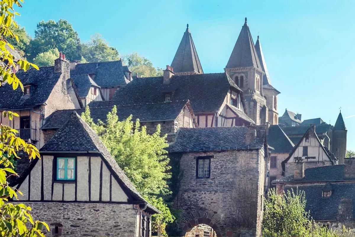 cette-cite-medievale-du-lot-et-garonne-est-classee-parmi-les-plus-beaux-villages-de-france