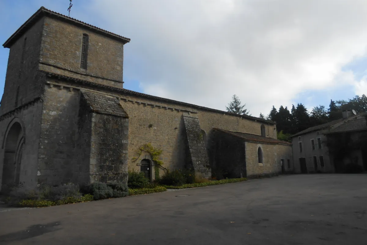 dans-ce-village-du-limousin-presque-toutes-les-maisons-ont-ete-restaurees-a-lidentique-depuis-pres-de-40-ans