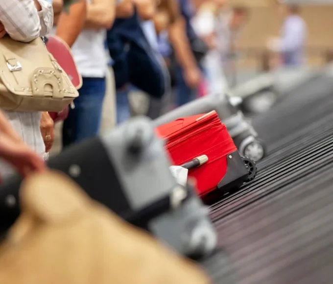 lastuce-secrete-pour-reduire-le-cout-de-vos-bagages-en-avion-enfin-devoilee