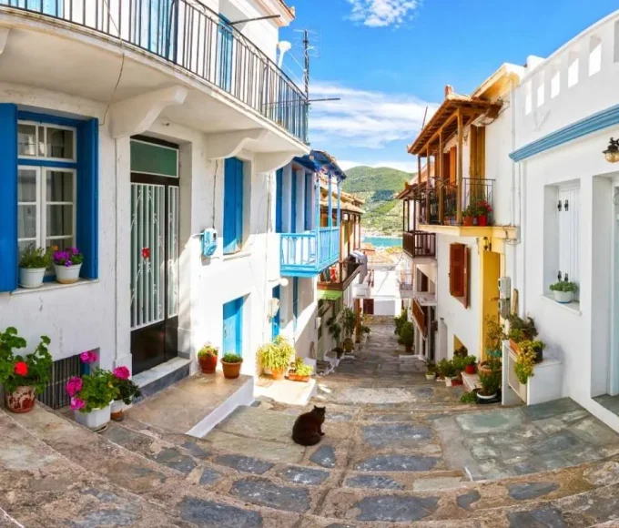 vous-avez-probablement-deja-vu-cette-magnifique-a-la-tele-mais-elle-reste-un-havre-de-paix-loin-du-tourisme-de-masse