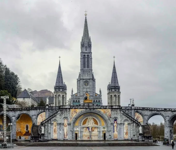 Lourdes