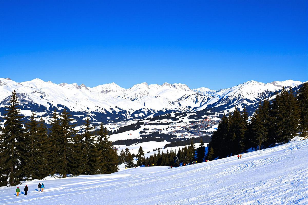 À 1h de Grenoble, cette station de ski loin des foules va bientôt fermer ses portes