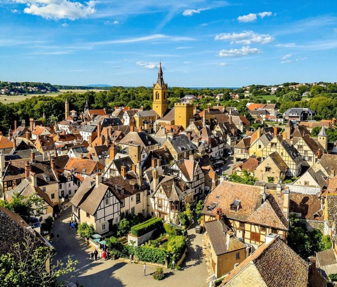 En Haute-Garonne, ces 31 villages médiévaux retracent 574 ans d'histoire du département