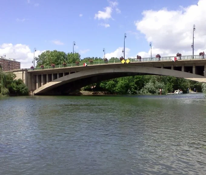 Lecheminlu, CC BY-SA 3.0, via Wikimedia Commons