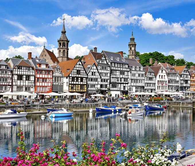 3 millions de visiteurs par an dans ce port normand de 8 196 habitants : Honfleur