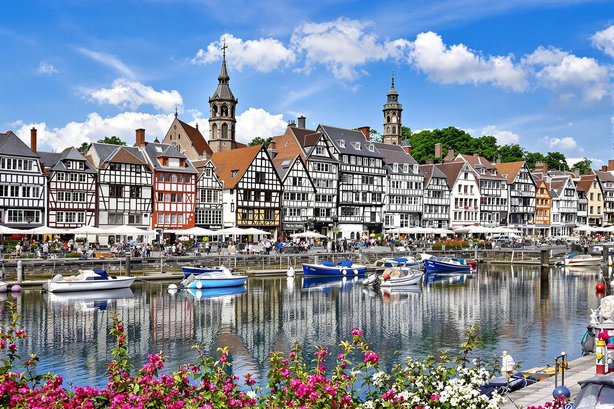 3 millions de visiteurs par an dans ce port normand de 8 196 habitants : Honfleur