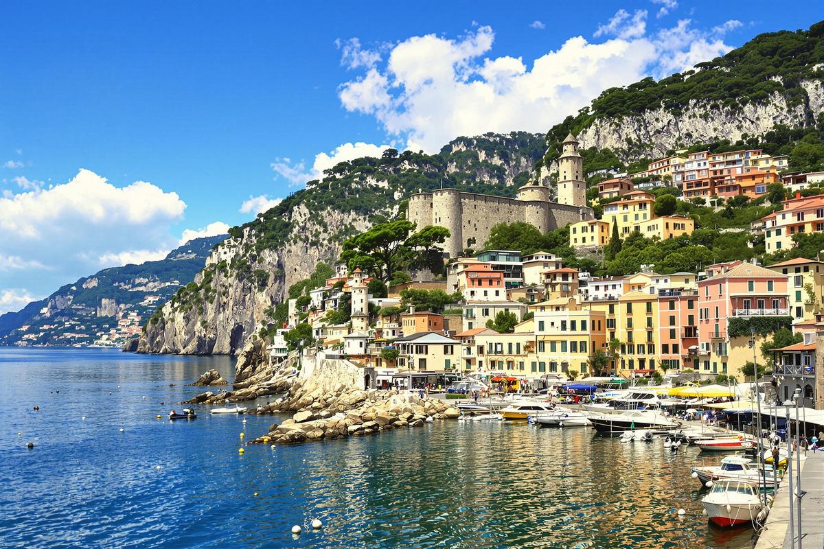 C'est la copie conforme des Cinq Terres en Italie, pourtant c'est un petit bijou épargné des touristes.jpg