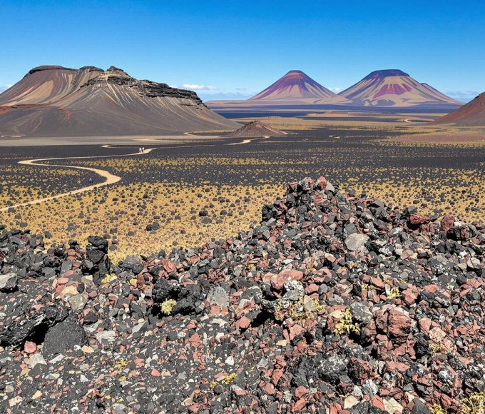 Paysages lunaires, randos sur champs de lave et musées sous-marins : cette île à seulement 4h de la France va vous étonner ! - easyVoyage.jpg