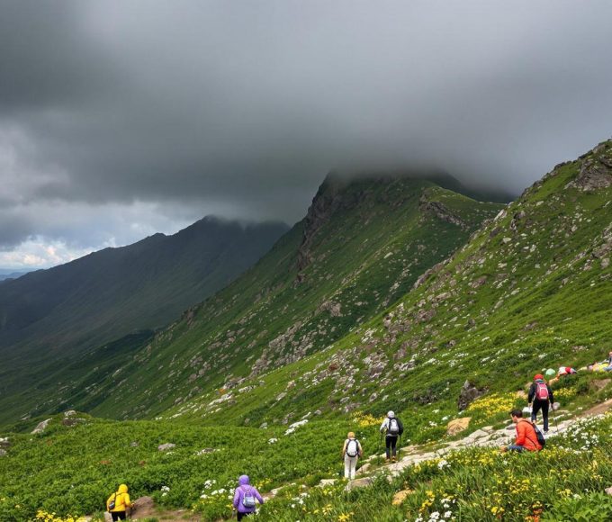 Ce col d’Auvergne piège les randonneurs inattentifs – orages et sensations fortes garantis.jpg
